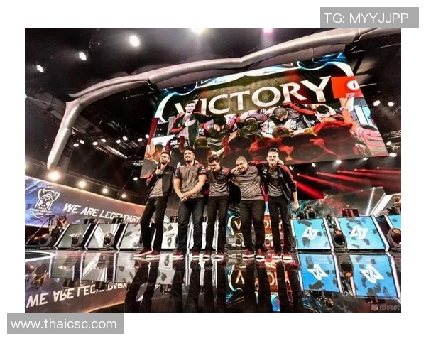 重庆街舞队在世界攀岩锦标赛中以56分领先其他队伍展现强劲实力